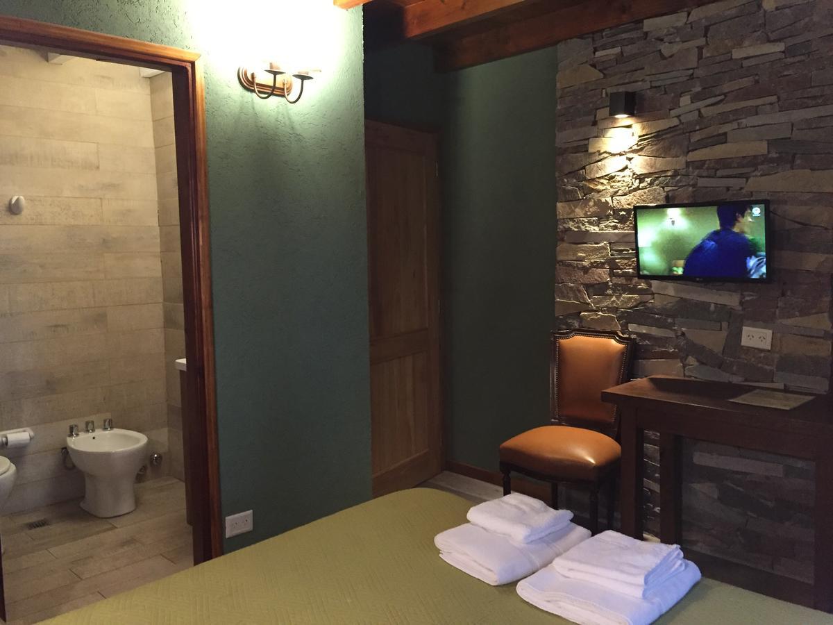 Hosteria Las Cumbres Villa La Angostura Bagian luar foto